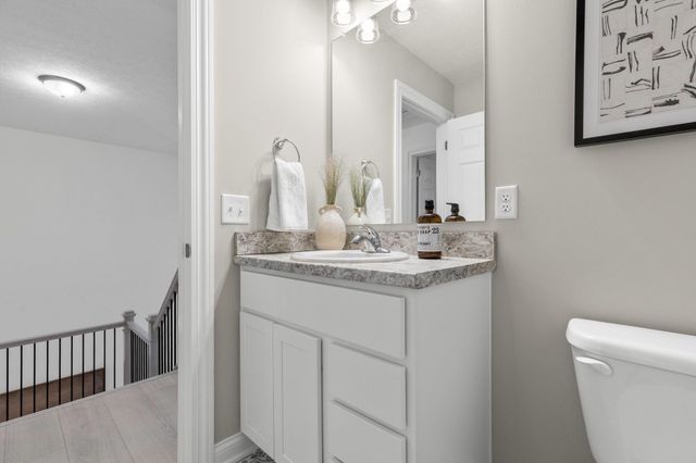 875 Pinnacle Pointe, 32, Gahanna, OH 43230