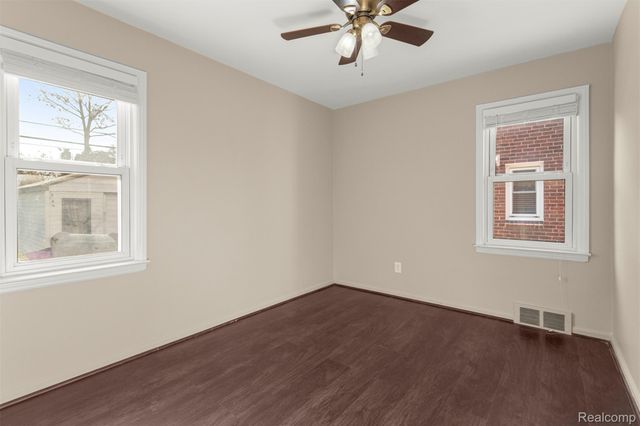 22413 Heinze Street, Dearborn, MI 48128