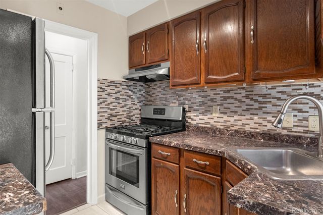 22413 Heinze Street, Dearborn, MI 48128