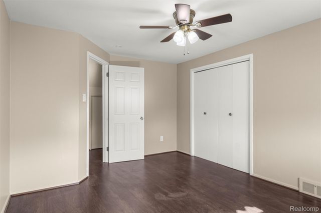 22413 Heinze Street, Dearborn, MI 48128