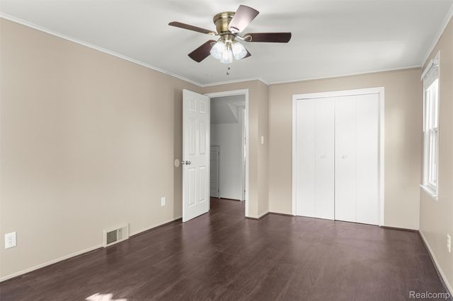 22413 Heinze Street, Dearborn, MI 48128