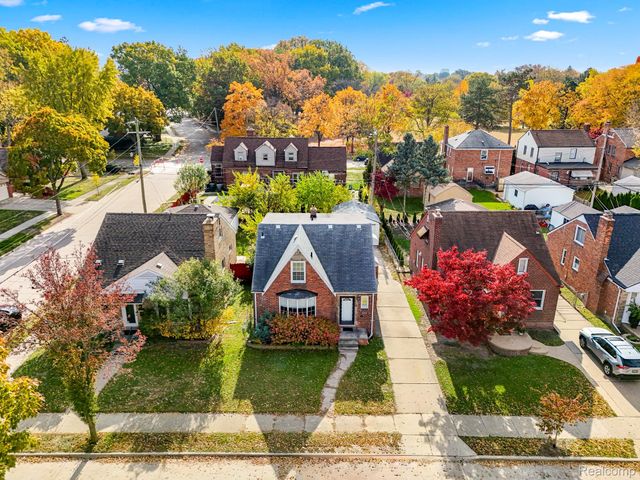 22413 Heinze Street, Dearborn, MI 48128