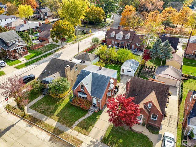 22413 Heinze Street, Dearborn, MI 48128