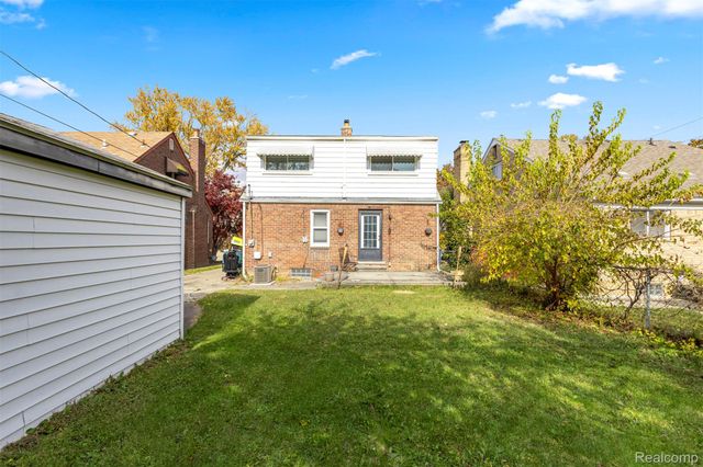 22413 Heinze Street, Dearborn, MI 48128