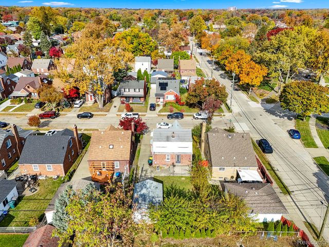 22413 Heinze Street, Dearborn, MI 48128