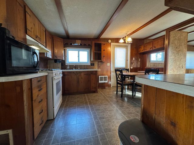 6724 Wels Avenue, Crow Wing Twp, MN 56401