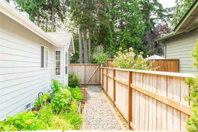 4019 NE 17th Street, Renton, WA 98056