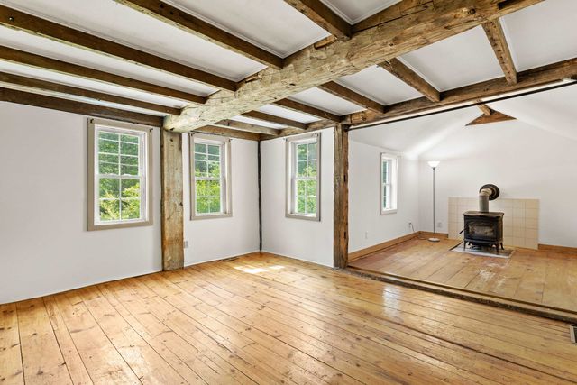 102 Green Road, Raymond, NH 03077