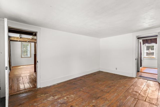 102 Green Road, Raymond, NH 03077