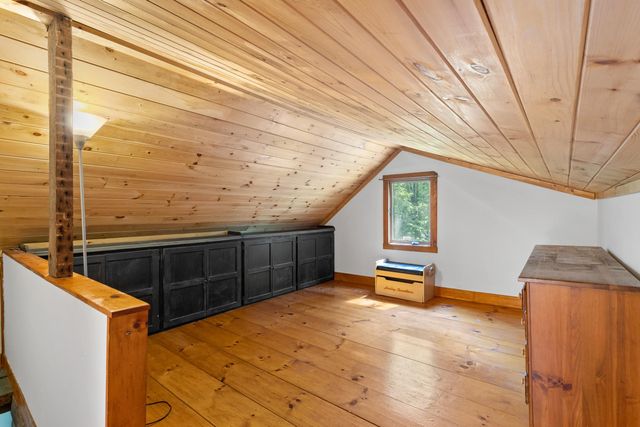 102 Green Road, Raymond, NH 03077