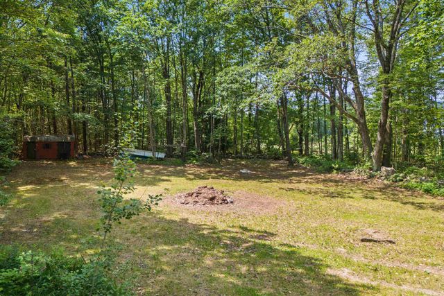 102 Green Road, Raymond, NH 03077