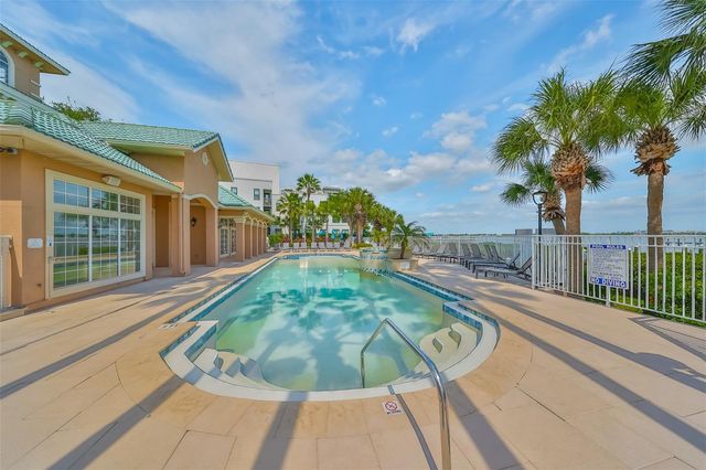 3205 BAY CLUB CIRCLE 3205, Tampa, FL 33607
