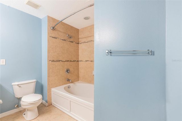 3205 BAY CLUB CIRCLE 3205, Tampa, FL 33607