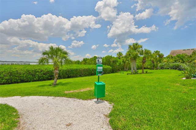 3205 BAY CLUB CIRCLE 3205, Tampa, FL 33607