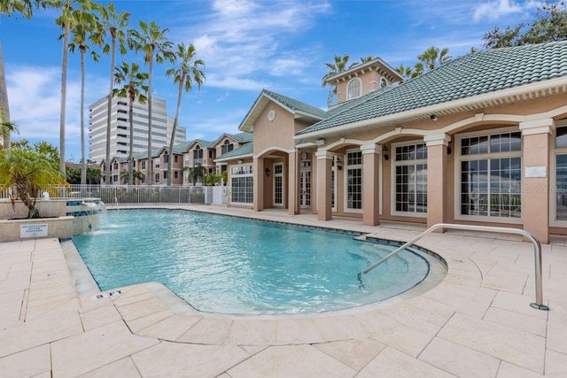 3205 BAY CLUB CIRCLE 3205, Tampa, FL 33607