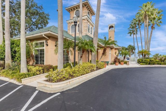 3205 BAY CLUB CIRCLE 3205, Tampa, FL 33607