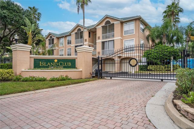 3205 BAY CLUB CIRCLE 3205, Tampa, FL 33607