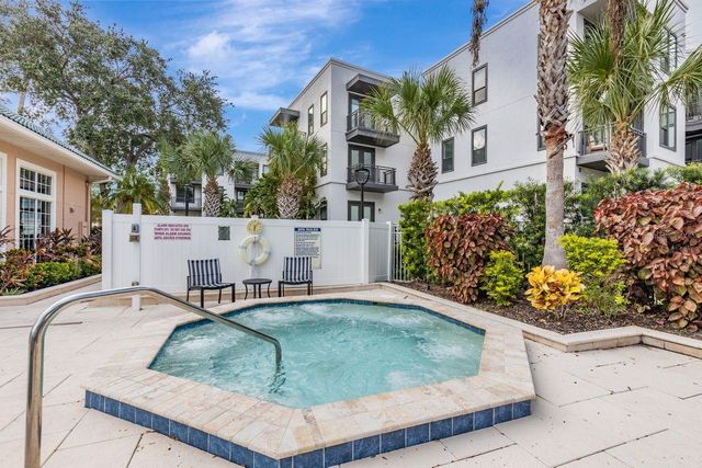 3205 BAY CLUB CIRCLE 3205, Tampa, FL 33607