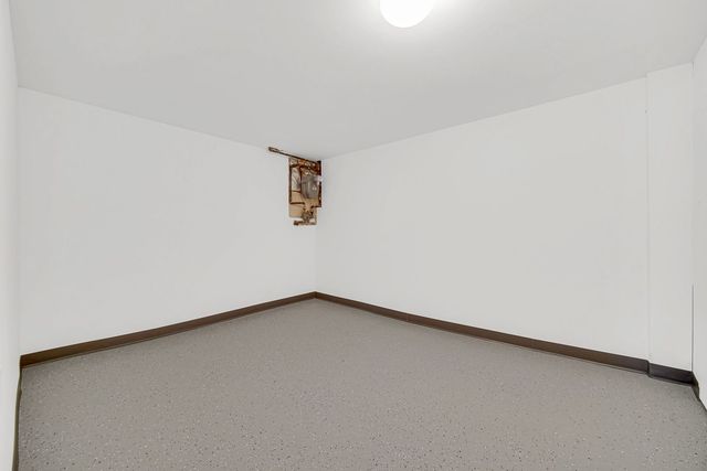 1600 State Line Road, Calumet City, IL 60409