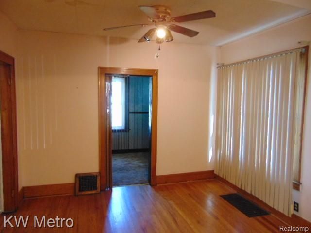 85 Walnut Street, River Rouge, MI 48218