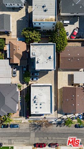 1372 W 35th Place, Los Angeles, CA 90007