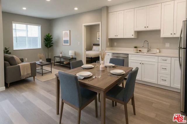 1372 W 35th Place, Los Angeles, CA 90007
