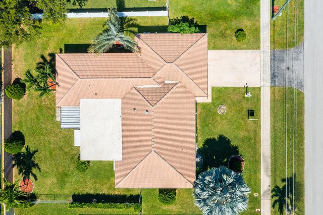 3363 NE 6th Drive, Boca Raton, FL 33431