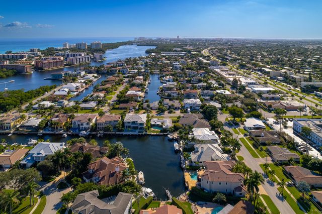 3363 NE 6th Drive, Boca Raton, FL 33431