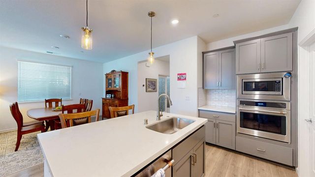 1399 Carson River Loop, Lincoln, CA 95648