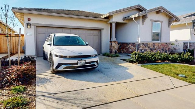 1399 Carson River Loop, Lincoln, CA 95648