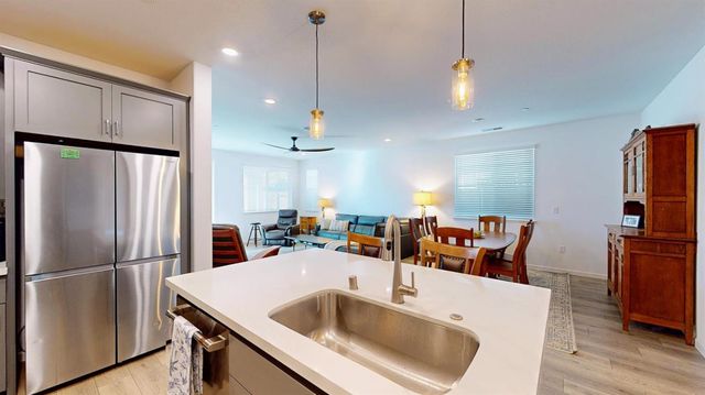 1399 Carson River Loop, Lincoln, CA 95648