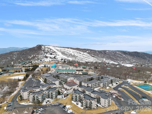 301 Pinnacle Inn Road 3304A, Beech Mountain, NC 28604