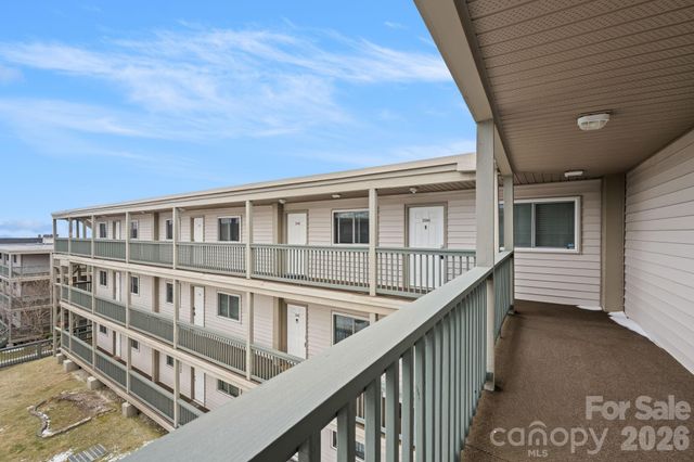 301 Pinnacle Inn Road 3304A, Beech Mountain, NC 28604