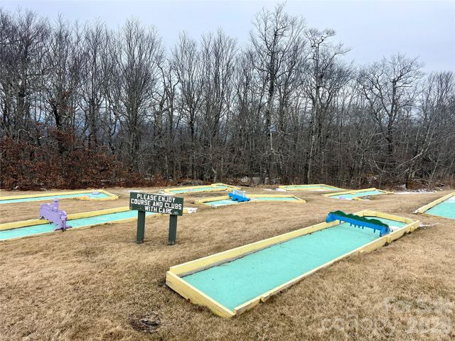 301 Pinnacle Inn Road 3304A, Beech Mountain, NC 28604