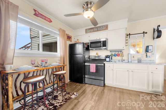 301 Pinnacle Inn Road 3304A, Beech Mountain, NC 28604