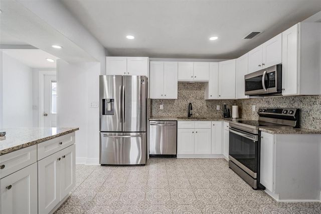 7307 N HIGHLAND AVENUE, Tampa, FL 33604