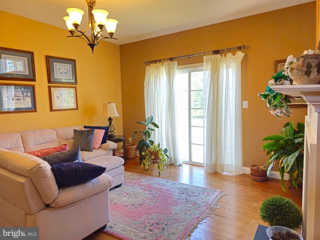 609 RAVENGLASS DR, Townsend, DE 19734