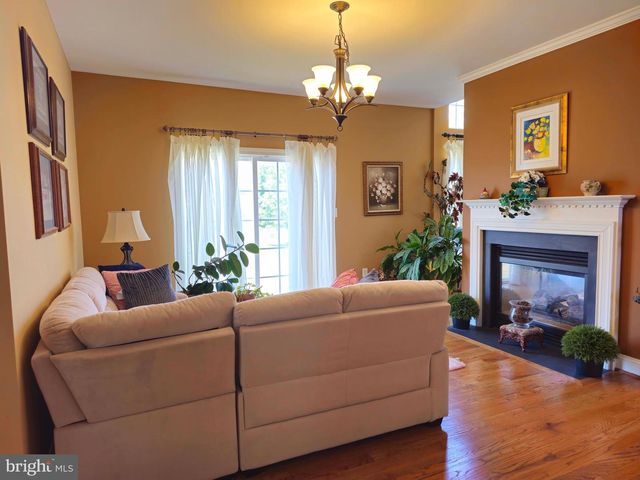 609 RAVENGLASS DR, Townsend, DE 19734