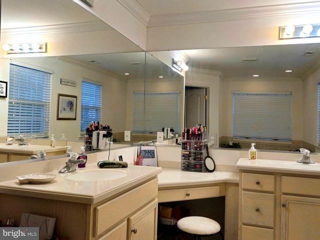 609 RAVENGLASS DR, Townsend, DE 19734