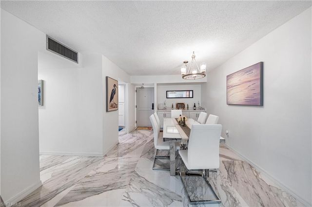320 Seaview CT 1207, Marco Island, FL 34145