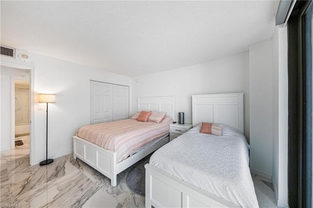 320 Seaview CT 1207, Marco Island, FL 34145