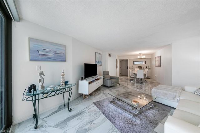 320 Seaview CT 1207, Marco Island, FL 34145
