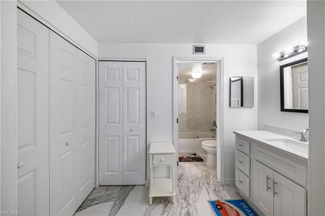 320 Seaview CT 1207, Marco Island, FL 34145