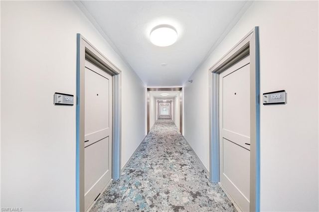 320 Seaview CT 1207, Marco Island, FL 34145