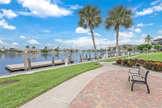 320 Seaview CT 1207, Marco Island, FL 34145