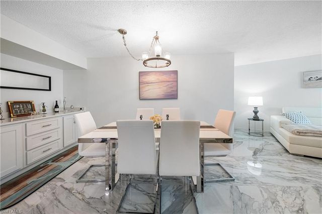 320 Seaview CT 1207, Marco Island, FL 34145