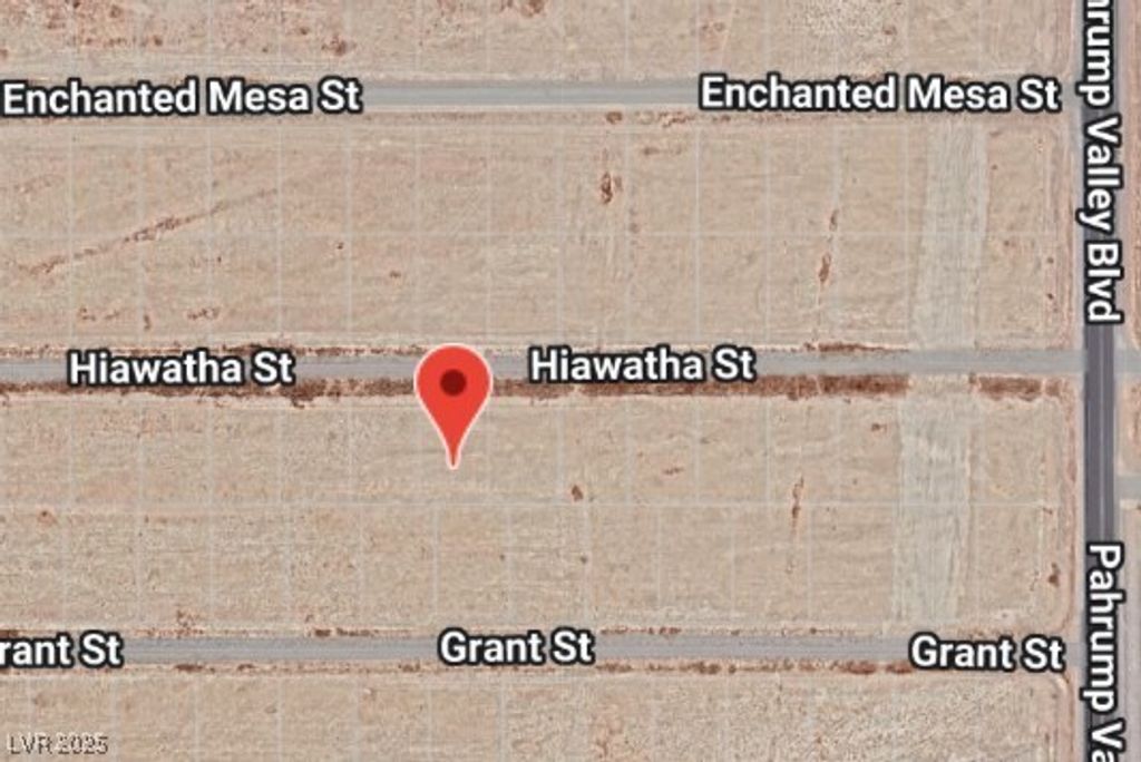 1271 East Hiawatha Street, Pahrump, NV 89048