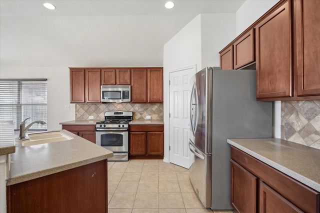 1305 Clary Sage LOOP, Round Rock, TX 78665