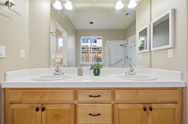 1655 Valley Oaks Drive, Gilroy, CA 95020