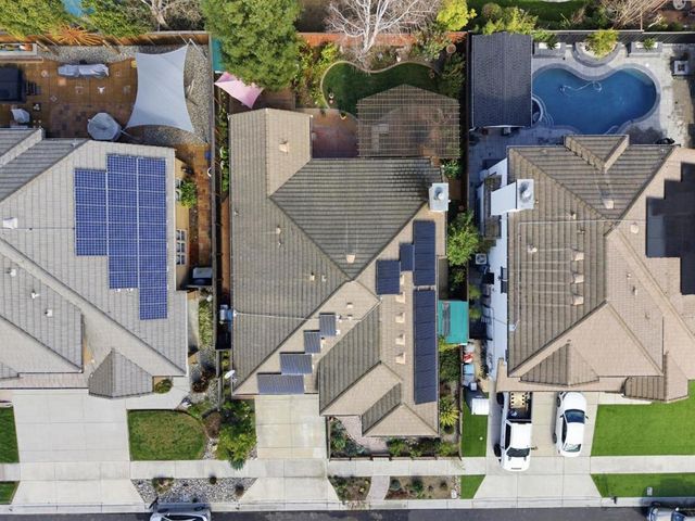 1655 Valley Oaks Drive, Gilroy, CA 95020